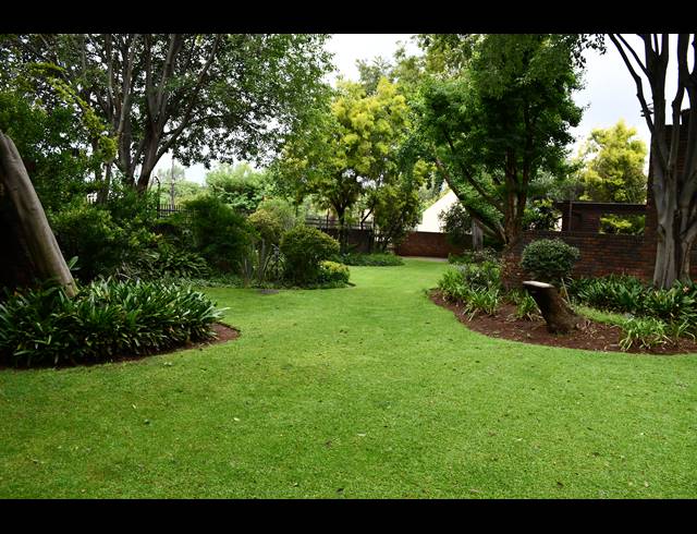 2 BEDROOM APARTMENT BLOCK RENTED IN ELDORAIGNE